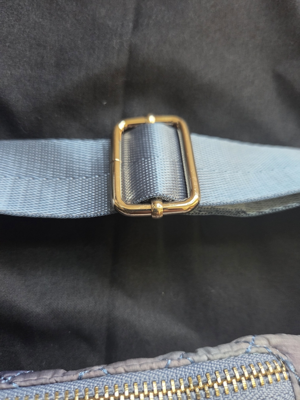 Urban Outfitters Quilted Iridescent Pastel Crossbody Bag - Picture 7 of 9
